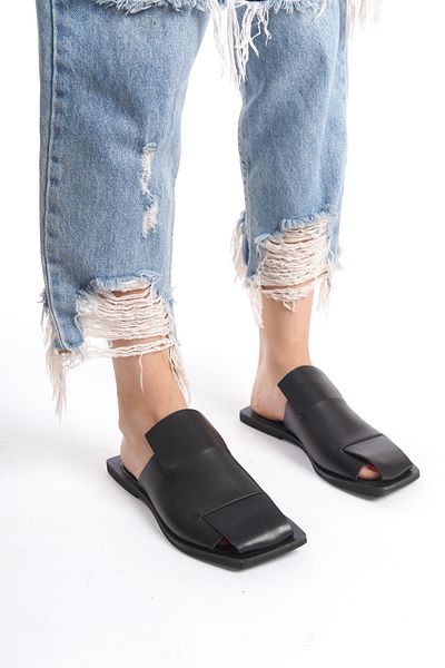 DaphneSandals شبشب نسائي بتصميم خاص من الجلد الأسود الأصلي - T9004
