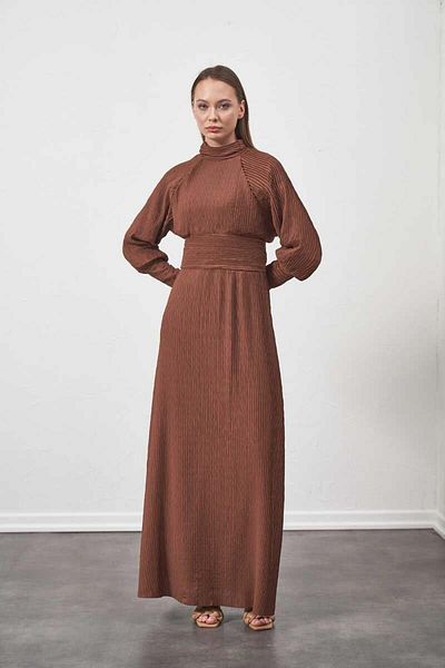 Mevra فستان مطوي بني