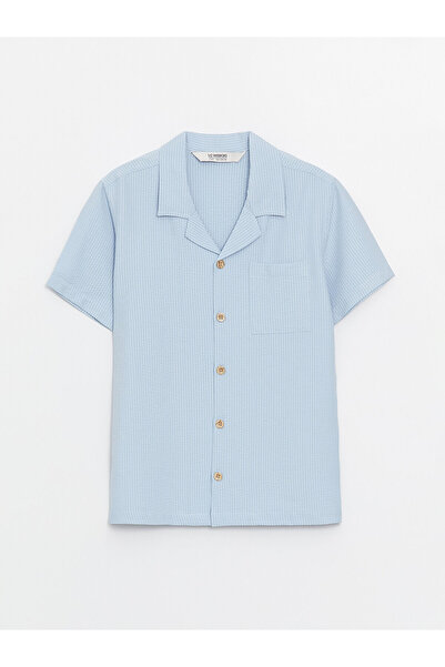 LC Waikiki قميص أساسي بأكمام قصيرة للأولاد