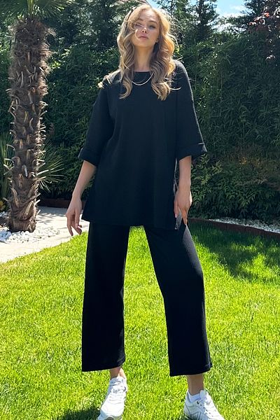 Trend Alaçatı Stili Woman's Black Slit Boyfriend T-Shirt And Trousers Interlock Set ALC-X12201