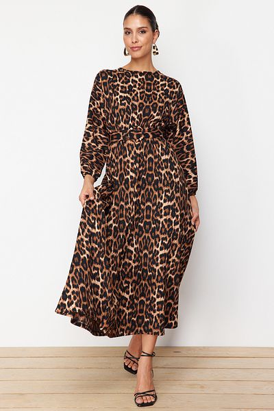 Trendyol Modest Brown Leopard Print Crinkle Woven Dress with Belt Detail TCTSS24EB00233
