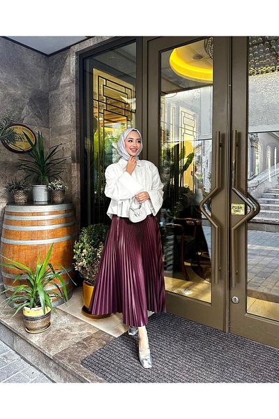 Zübeyde Sayın Fustă plisată hijab