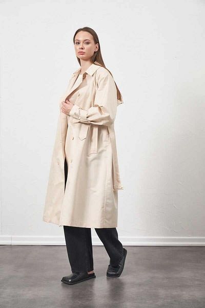 Mevra سترة Trenchcoat إكرو كبيرة الحجم مع إبزيم