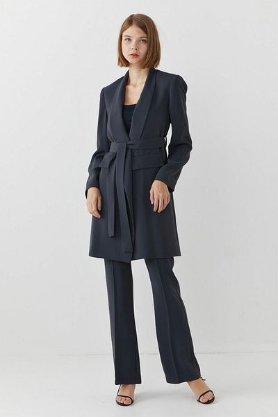 Nurs Gray Shawl Collar Belted Suit