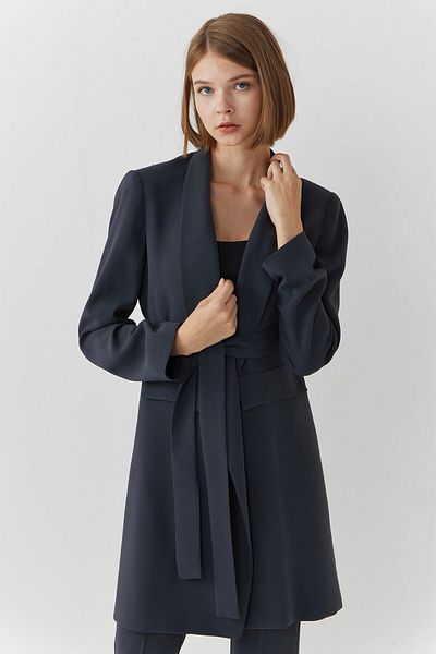 Nurs Gray Shawl Collar Belted Suit