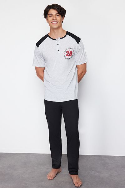 Trendyol Collection Šedá pletená pyžamová souprava Regular Fit - TMNSS24PT00039