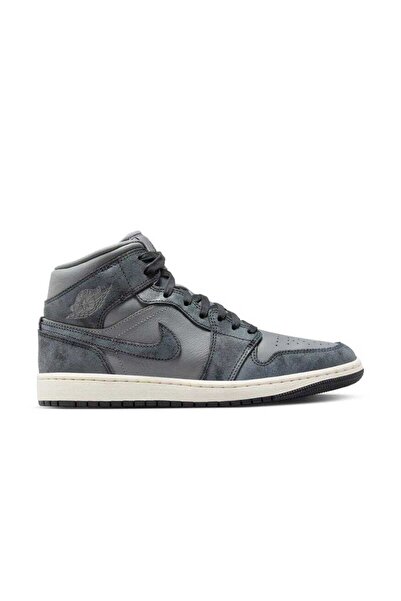 Nike حذاء كرة السلة للرجال Air Jordan 1 Mid SE باللون الرمادي الدخاني
