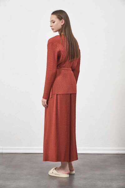 Mevra Dried Rose Pleated Trousers