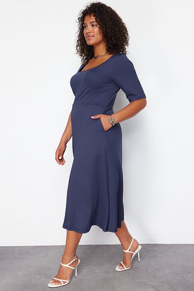 Trendyol Curve Navy Blue More Sustainable Midi Knitted Dress TBBSS24AH00168