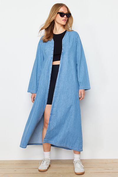 Trendyol Collection Světle modré maxi džínové kimono - hladké zavinovací šaty TWOSS24EL00924