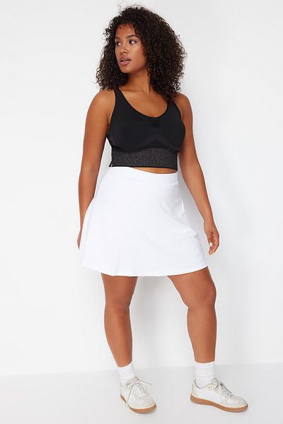Trendyol Curve 2-lagiger weißer gestrickter Sport-Shorts-Rock - TBBSS24AP00024