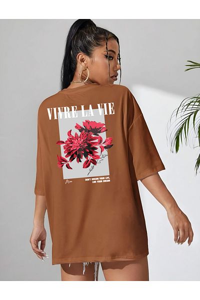 NewCabin Нов сезон Oversize тениска с щампа "Vivre La Vie" от памучен плат, кафява