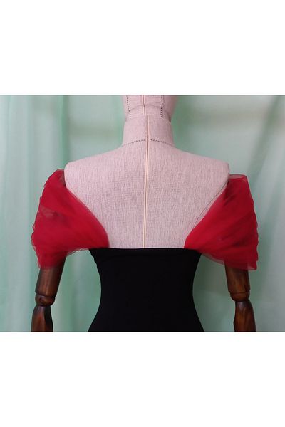 es moda shop Maya - Red with Removable Tulle Sleeves