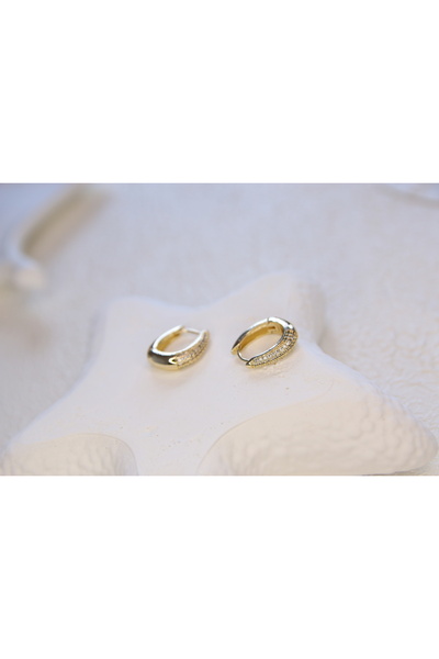 Aksesuar حلق فولاذي - حلقة مستطيلة مرصعة بأحجار الزركون