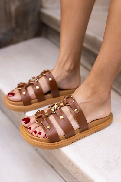 ANGELİNA JONES Γυναικείες παντόφλες PİERO - Tan Leather Dusty, Χρυσή Πόρπη με λεπτομέρειες