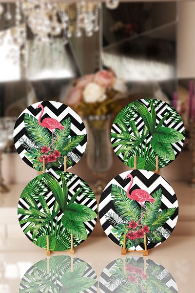 Realhomes 4-Piece Black and White Geometric Floored Green Leaf Placemat & Supla