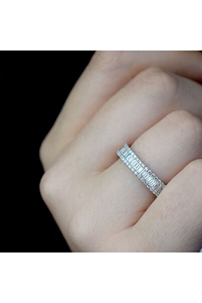 Lilarote Pırlanta 1.68 Ct. Modern Tasarım Tamtur Baget Pırlanta Yüzük