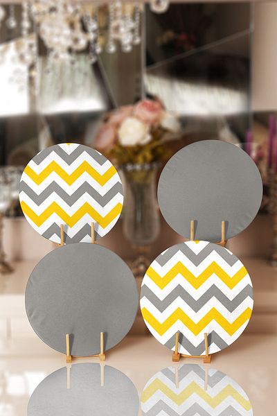 Realhomes 4-Piece Yellow & Gray Zigzag Motif Placemat & Supla
