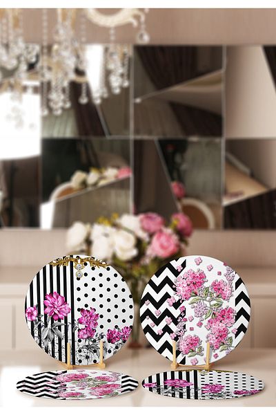 Realhomes 4-Piece Black and White Floor Flower Design Placemat Supla