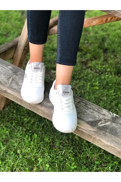 XStep Unisex Sneakers - Comfortable and Stylish Design