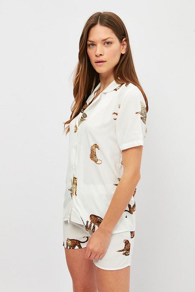 Trendyol Collection White Tiger Print Woven Pajama Set with Viscose Shorts Thmss21Pt1501