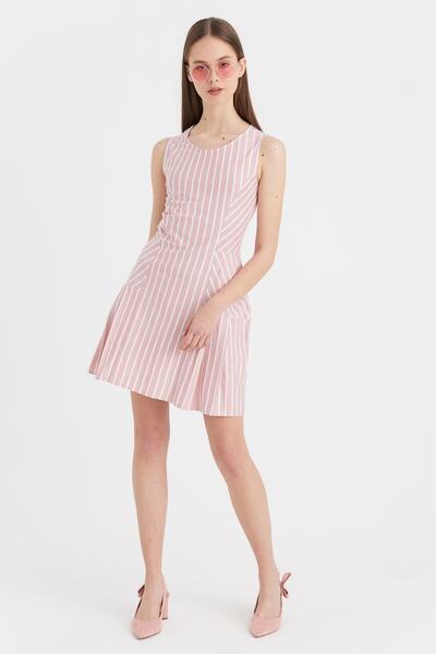 Hanna's by Hanna Darsa Kadın Pembe-beyaz Kolsuz Kuplu Çan Örme Elbise