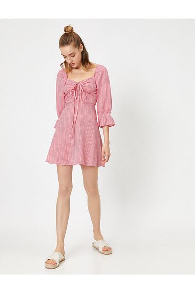 Koton Collar Detailed Long Sleeve Ruffle Detailed Mini Dress