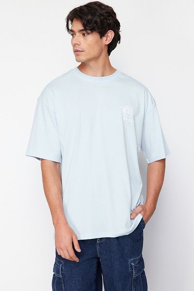 Trendyol Collection Světle modré oversize/široký střih Dálný východ T-Shirt 100% bavlna TMNSS23TS00170