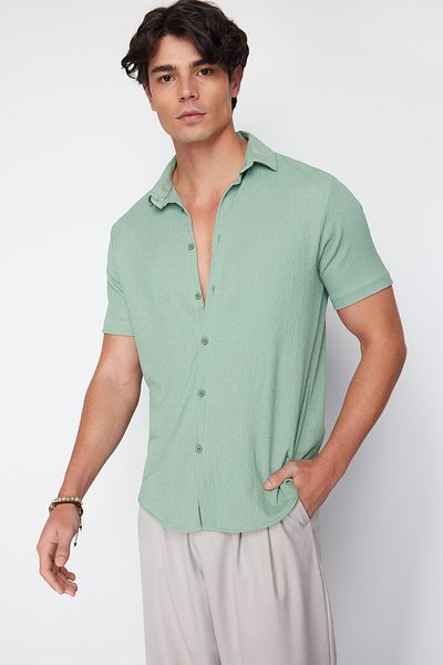 Trendyol Collection Mintfarbenes Sommer-Strickhemd mit normaler Passform – kurze Ärmel, Twist TMNSS23GO00055