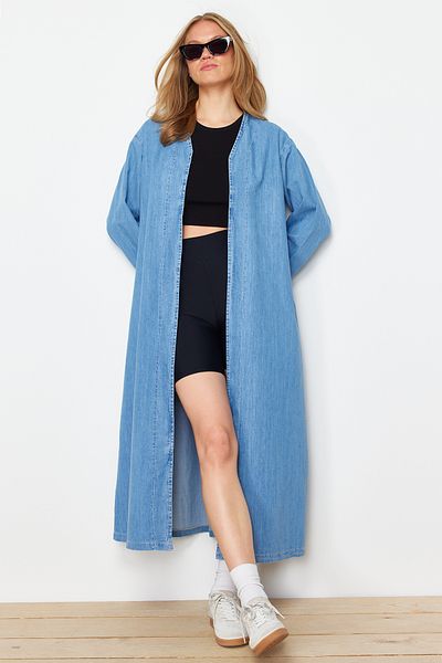 Trendyol Collection Světle modré maxi džínové kimono - hladké zavinovací šaty TWOSS24EL00924
