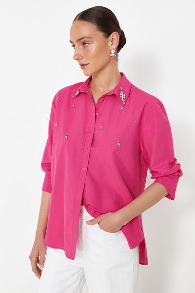 Trendyol Collection Fukszia szövésű ing - kővel részletezett, normál szabású TWOSS24GO00069