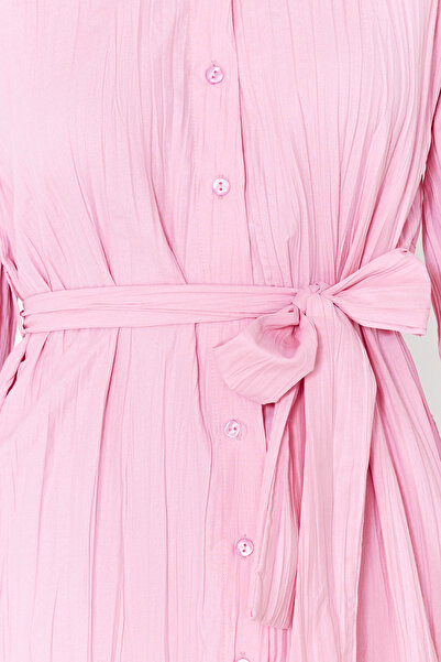 Trendyol Collection Rózsaszín öves szövet texturált mini szőtt ingruha TWOSS24EL00316