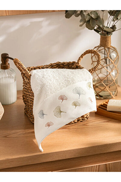 LC Waikiki LCW HOME Flower Embroidered Face Towel 50x80 Cm
