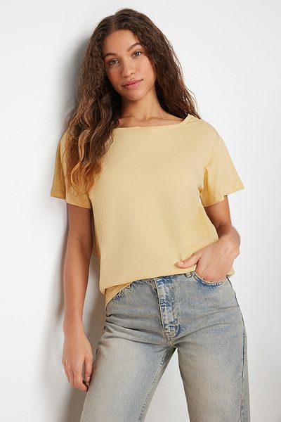 Trendyol Collection Tmavě béžová 100% bavlna Oversize / Široký střih Lodní výstřih Pletené tričko TWOSS20TS0140