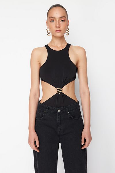 Trendyol Collection X Zeynep Tosun Czarny dzianinowy dodatek w kształcie węża Szczegółowe body TCLSS24BD00001