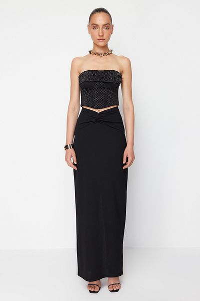 Trendyol Collection X Zeynep Tosun Schwarzer langer Strickrock TCLSS24ET00001
