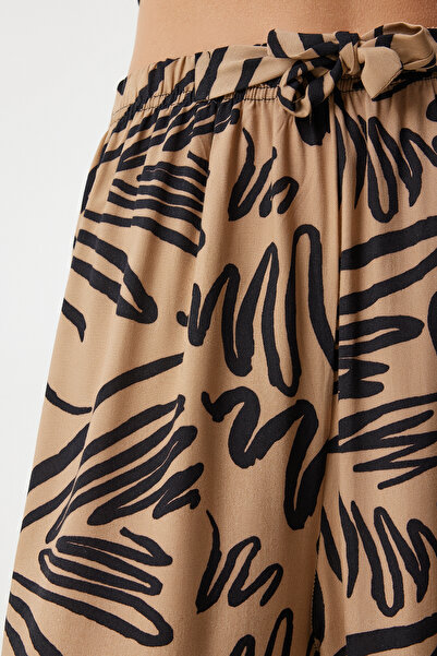 Happiness İstanbul Pantaloni Palazzo din viscoză fluidă cu model bej închis pentru femei EN00606