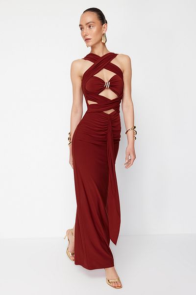 Trendyol Collection Detailní večerní šaty Zeynep Tosun v cihlové barvě hada – šaty pro návrat domů TCLSS24AE00000