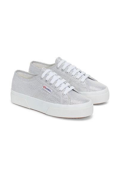 Superga 2740 Model Lame Platform – Dámské stříbrnošedé tenisky