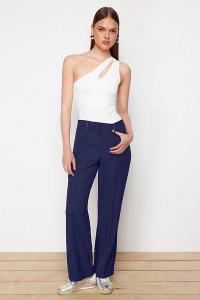 Trendyol Collection Námořnická modř žebrovaný vysoký pas rovný/rovný střih tkané kalhoty TWOSS24PL00150