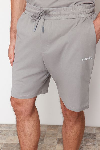 Trendyol Collection Übergroßes graues Trainingsanzug-Set – Text bedruckt, 100 % Baumwolle, TMNSS24EM00003