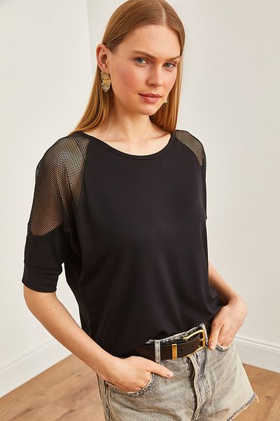 Olalook Schwarze, fließende Bluse mit Dreiviertelärmeln und Netzdetail, BLZ-19002649
