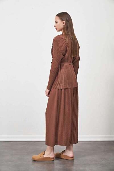 Mevra Brown Pleated Blouse