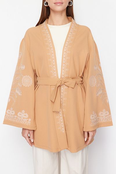 Trendyol Modest Kamel gewebte bestickte Mütze & Ferace & Kimono