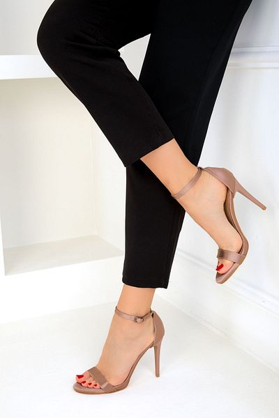 SOHO Salmon Satin Women's Classic Heeled Shoes 18781