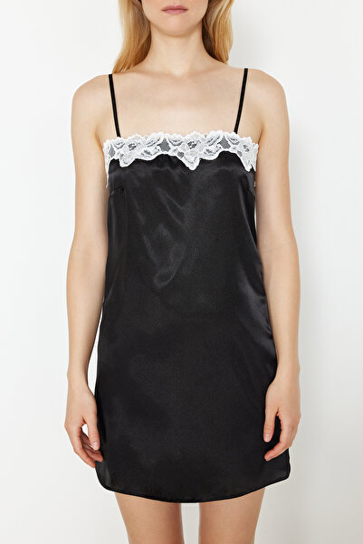 Trendyol Collection Satynowa Tkana - Czarna Koronkowa Koszula Nocna Zapinana Na Zamek THMSS24GC00030
