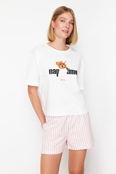 Trendyol Collection Női pár/pár rózsaszín 100% pamut Teddy Bear kötött pizsama szett csíkos rövidnadrággal THMSS24PT00175