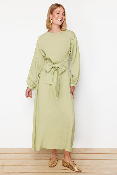 Trendyol Modest Χακί μπούτι μπροστά χωρίς επένδυση υφαντό φόρεμα TCTSS24EB00131