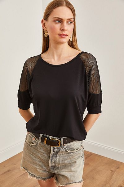 Olalook Schwarze, fließende Bluse mit Dreiviertelärmeln und Netzdetail, BLZ-19002649