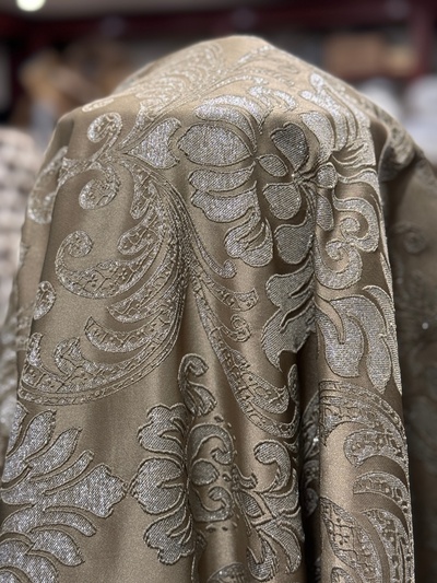 dopend Simli jakarlı kabartmalı çeken saten zemin damask döşemelik kumaş